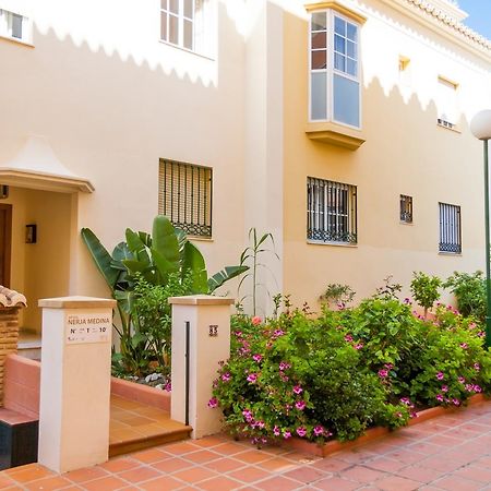 Apartamentos Nerja Medina Canovas Exterior foto